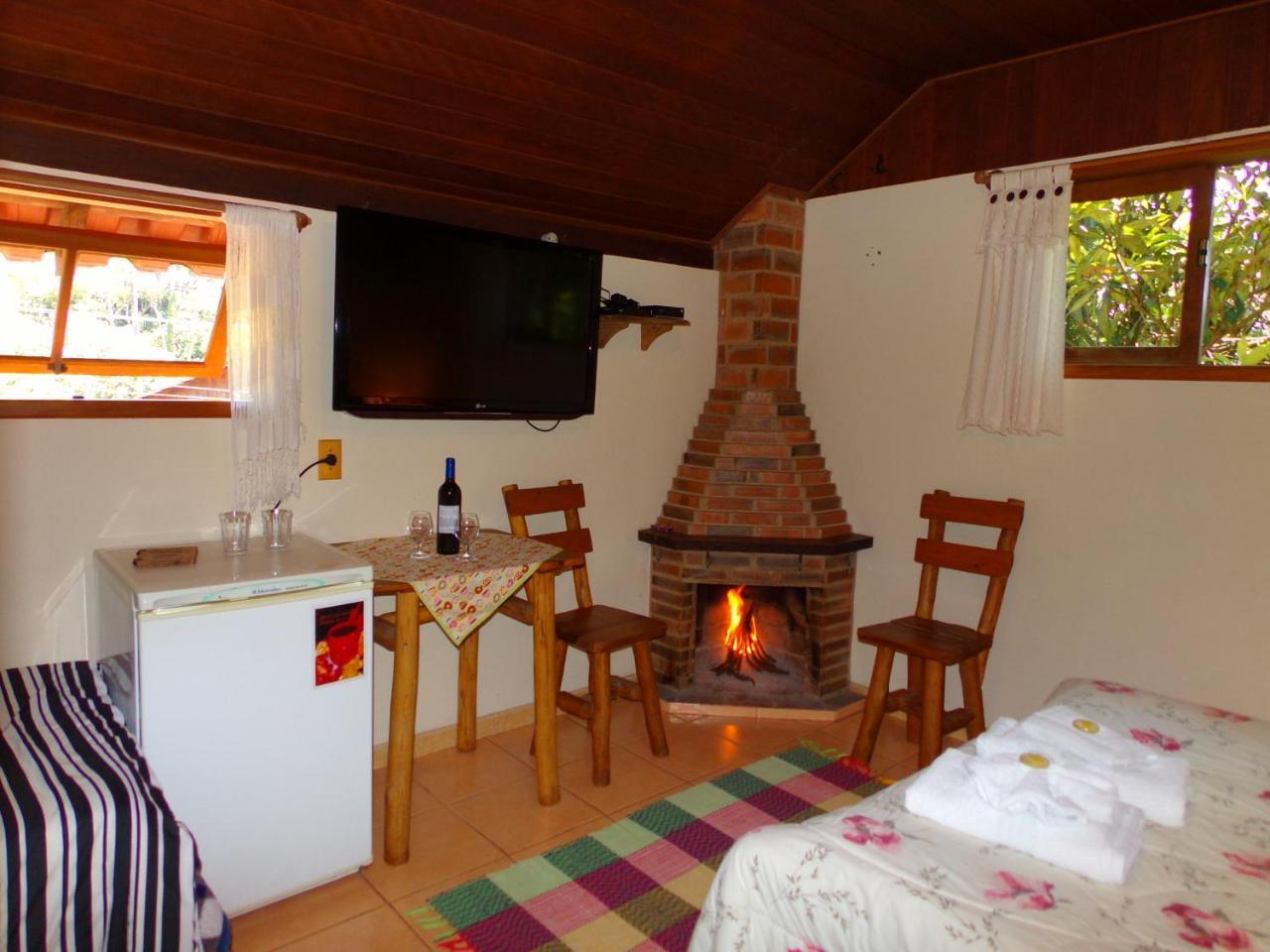 Caminho Do Escorrega Inn 3*